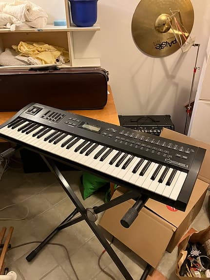 Alesis QS6.1 90-tals synthesizer