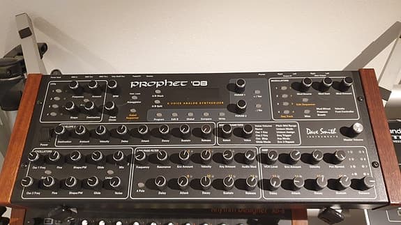 Dave Smith Prophet 08 PE Desktop