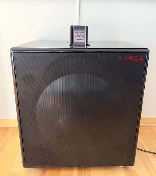 Geneve Sound System XL
