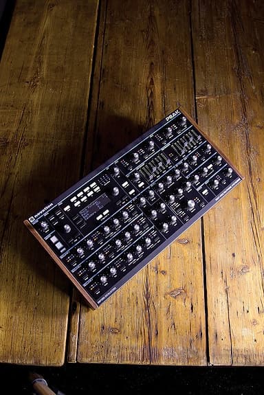Novation peak synthesizer