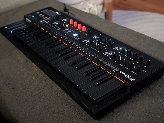 Arturia Minifreak Stellar Edition