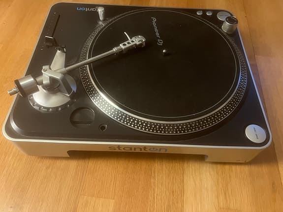Pioneer DJ skivspelare svart