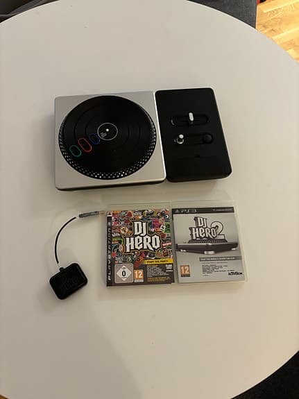 Dj hero turntable och Dj hero 1 & 2 Playstation 3