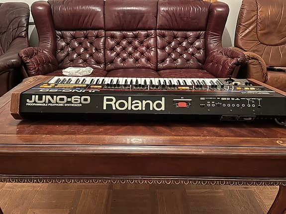 Roland Juno-60 – klassisk analog synthesizer från 80-talet