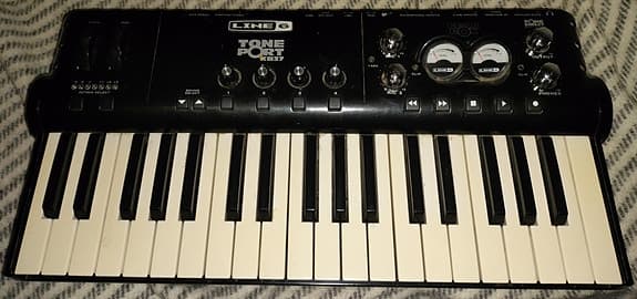 Line 6 KB37 – Kombinerat Ljudkort & MIDI-keyboard
