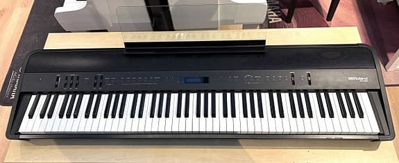 Roland FP-90 Stagepiano - begagnad