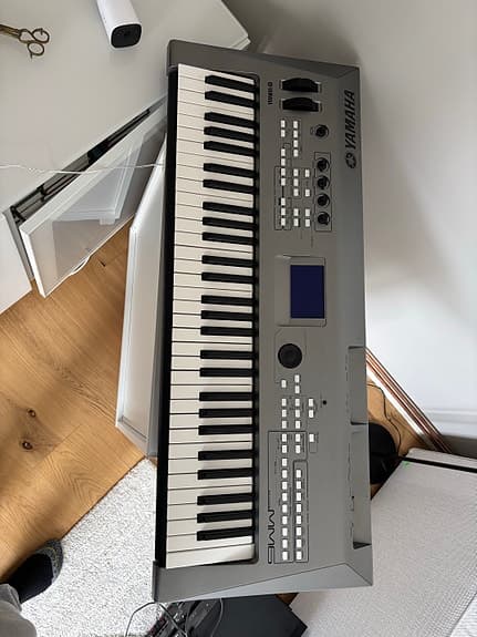 Yamaha mm6 synth keyboard