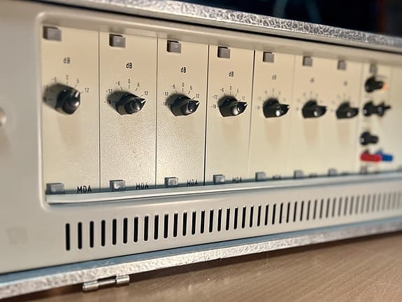 SIEMENS WSW Preamps + distributor
