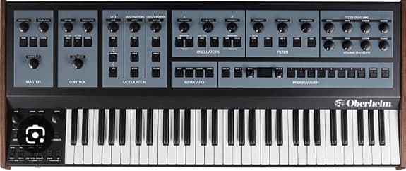 Oberheim OB-X8 – mycket fint skick, studiokörd