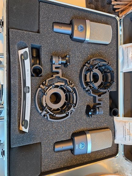 AKG C214 Stereo Set - Matchat Par - Nyskick Komplett