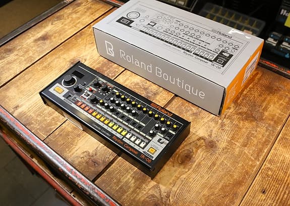 Begagnad Roland TR-08 i box