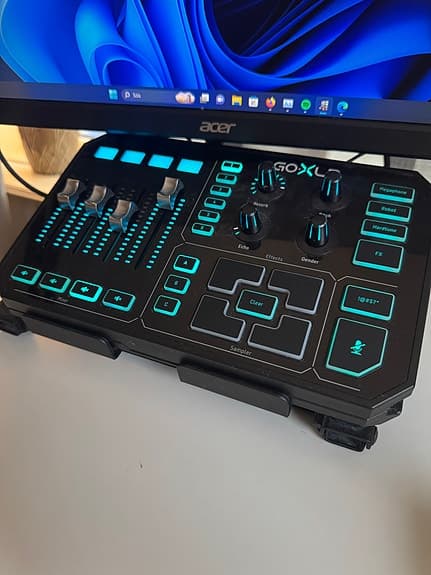 TC Helicon GoXLR – Streaming mixer (4-kanal) – Perfekt för Twitch/YouTube