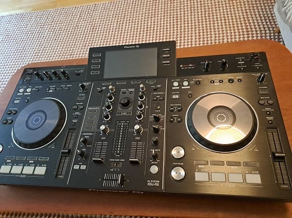 Pioneer XDJ-RX DJ-controller