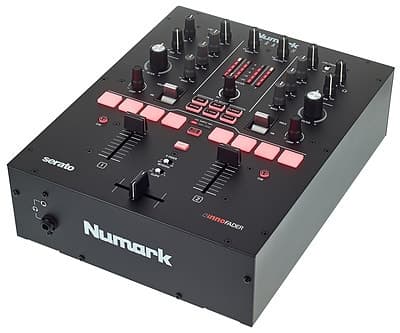 Numark Scratch DJ-mixer i fint skick