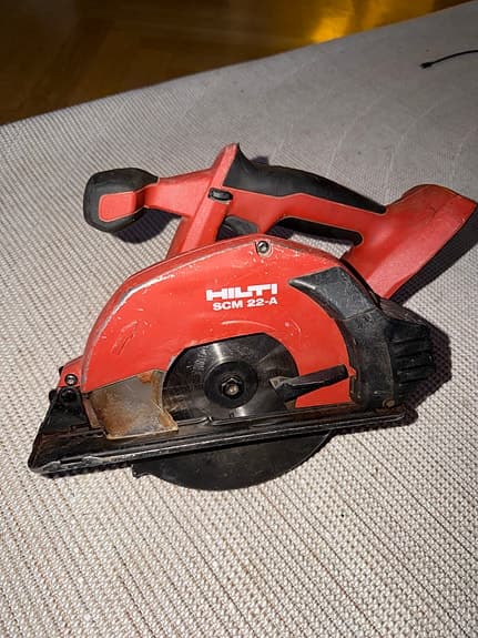Hilti SCM 22-A cirkelsåg 22V röd