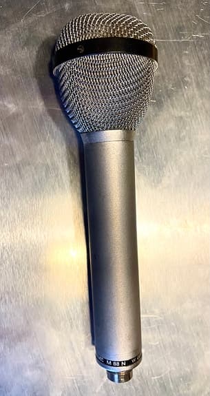Vintage Beyer M88N mikrofon