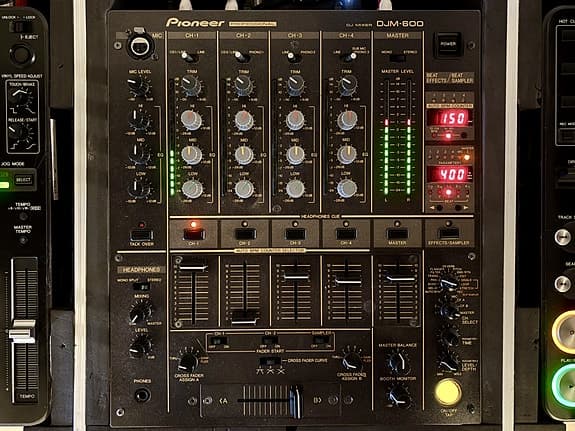Pioneer DJM-600 DJ-mixer