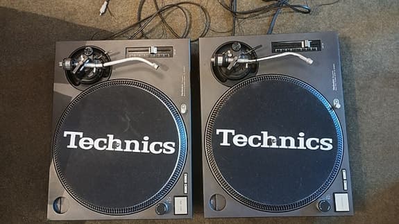 Technics SL-1210MK2 Black (2 st) – Fint skick
