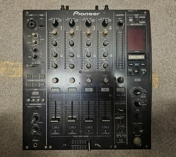 Pioneer DJM-900 Nexus DJ-mixer – bra skick
