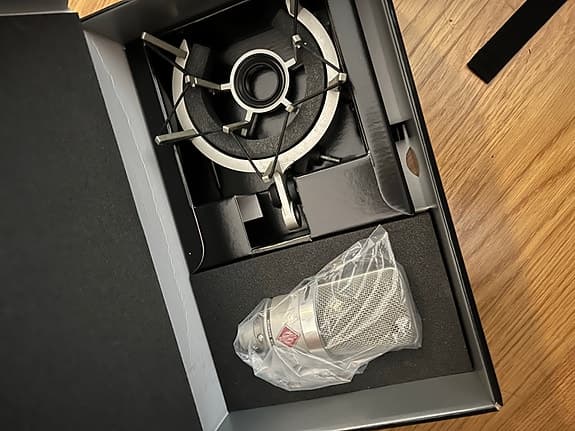 Neumann TLM mic Zoom TAC-2 ljudkort och popfilter