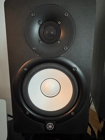 Yamaha Hs5, like new