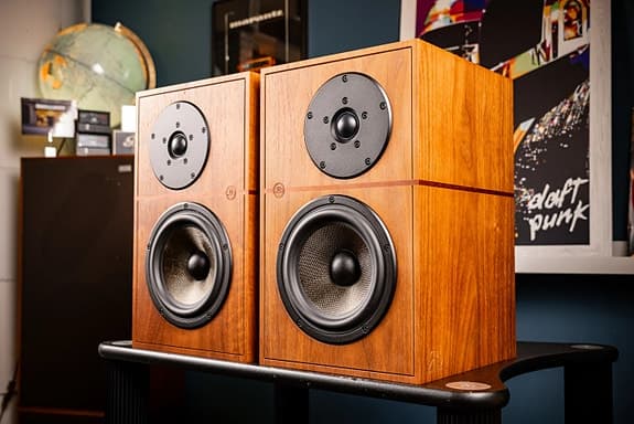 Begagnad Revival Audio Atalante 3 inkl Stand 3