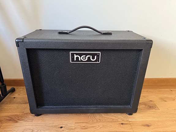 Hesu gitarrkabinett 1x12