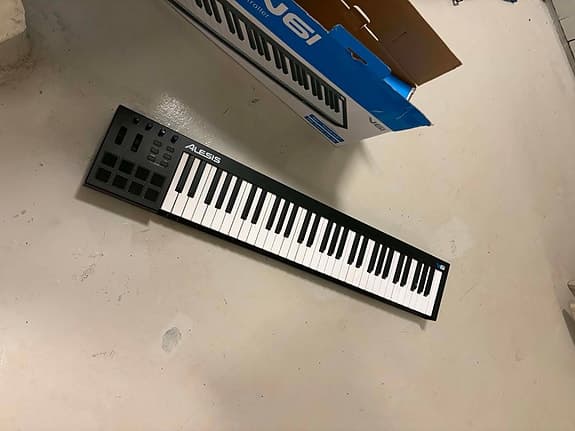 Alesis V61 MIDI-keyboard
