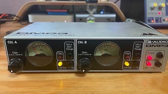 M-Audio DMP3 [Dual Microphone Pre Amplifier]