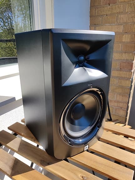 Aktiva JBL monitorer och ESI baslåda + kringutrustning