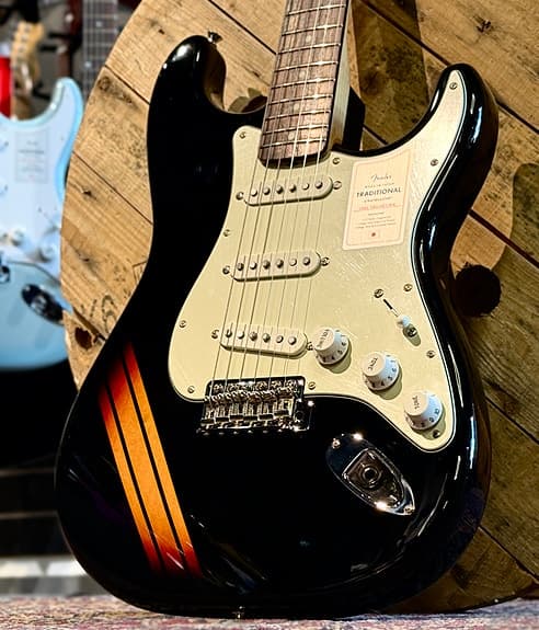 Fender Traditional Collection 60s Stratocaster Black