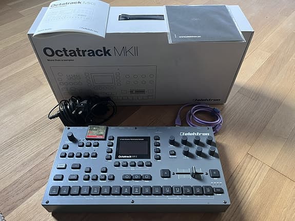 Elektron Octatrack MKII sampler med originalkartong