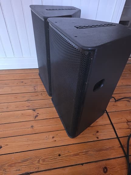 Nexo PS15 r1