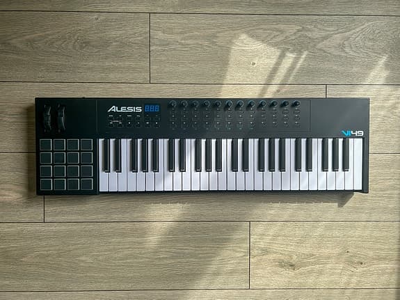 MIDI-keyboard Alesis VI49