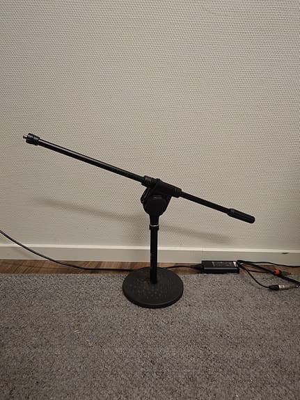 Mic stand