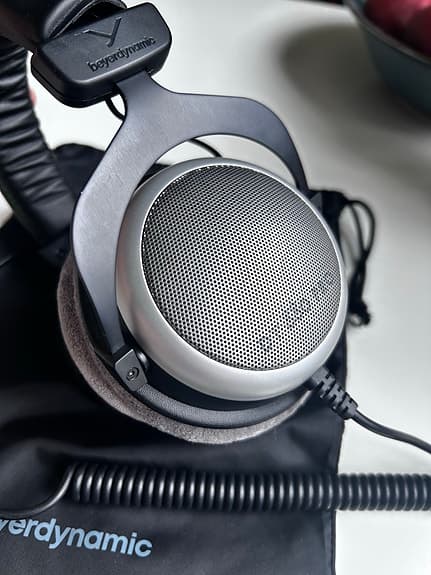 Beyerdynamic DT 880 Pro hörlurar grå