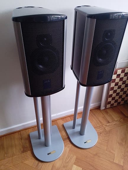 ATC SCM10-2 Aktiva studiomonitorer med ATC stands