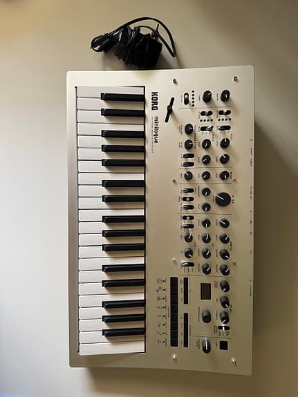 Korg Minilogue synthesizer