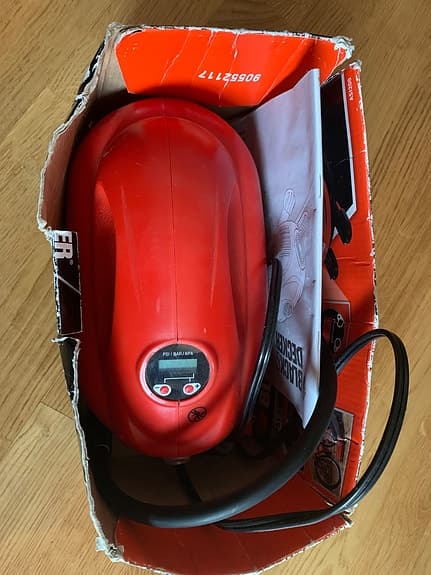 BLACK+DECKER ASI200-XJ 8,27 bar/ 120 psi