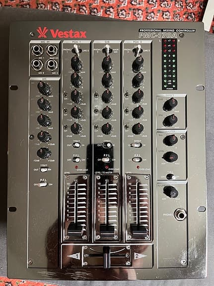 Vestax PMC-170A DJ-mixer