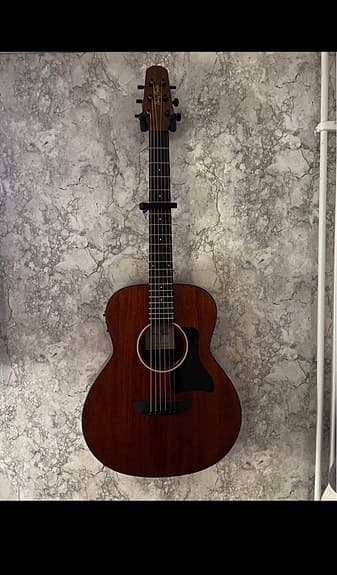 Harley Benton akustisk gitarr brun med inbyggd elektronik