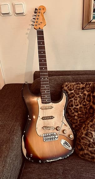 Stratocaster HPD relicerad Sunburst