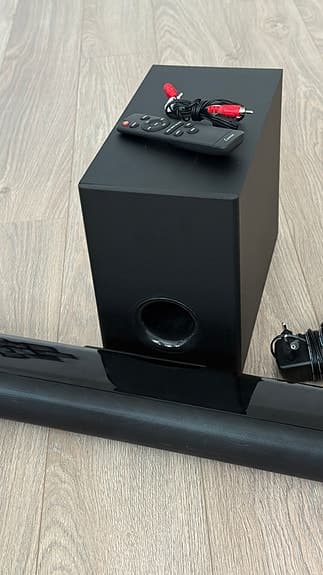 Soundbar with bluetooth