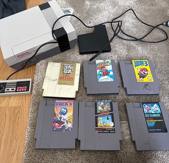 Nintendo NES 8-bit konsol med spel