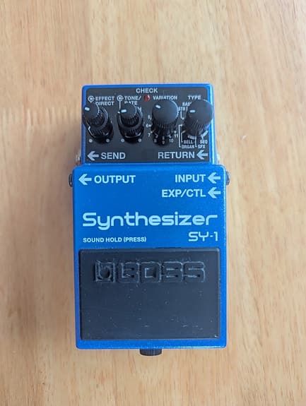 Boss SY-1 Synthesizer gitarrpedal