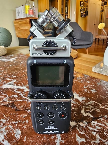 ZOOM H5 portable handy recorder