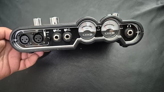 Line 6 UX2 USB-ljudkort / Audio Interface