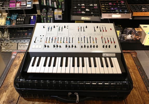 Korg ARP Odyssey FS Rev1 37-Key Duophonic Analog Synthesizer