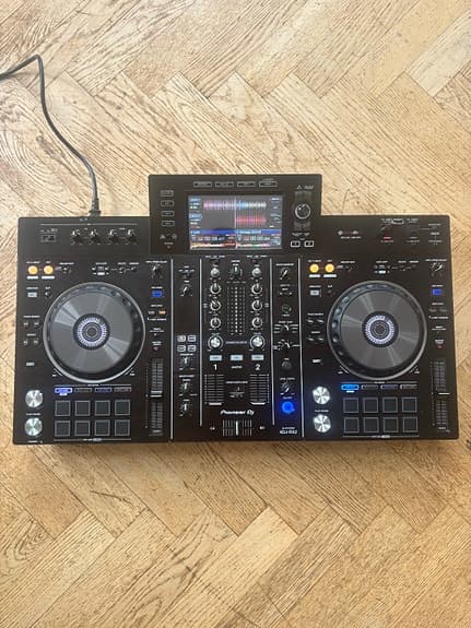 Pioneer DJ XDJ-RX2 DJ-controller
