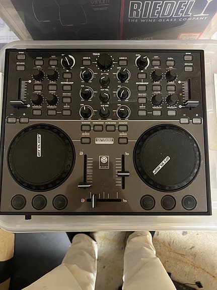 Reloop Digital Jockey 2 DJ-controller med mikrofon